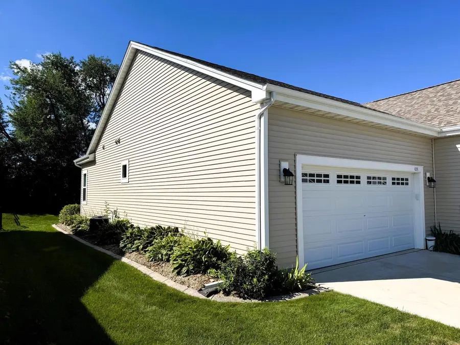 259 Silver Lake TRAIL, Oconomowoc, WI 53066 - #3