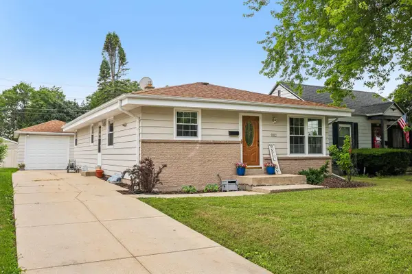 9807 W Morgan AVENUE, Milwaukee, WI 53228