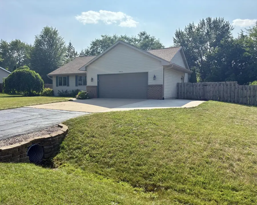 N9631 Emerald LANE, Appleton, WI 54915 - #2