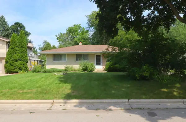 3412 W Wanda AVENUE, Milwaukee, WI 53221
