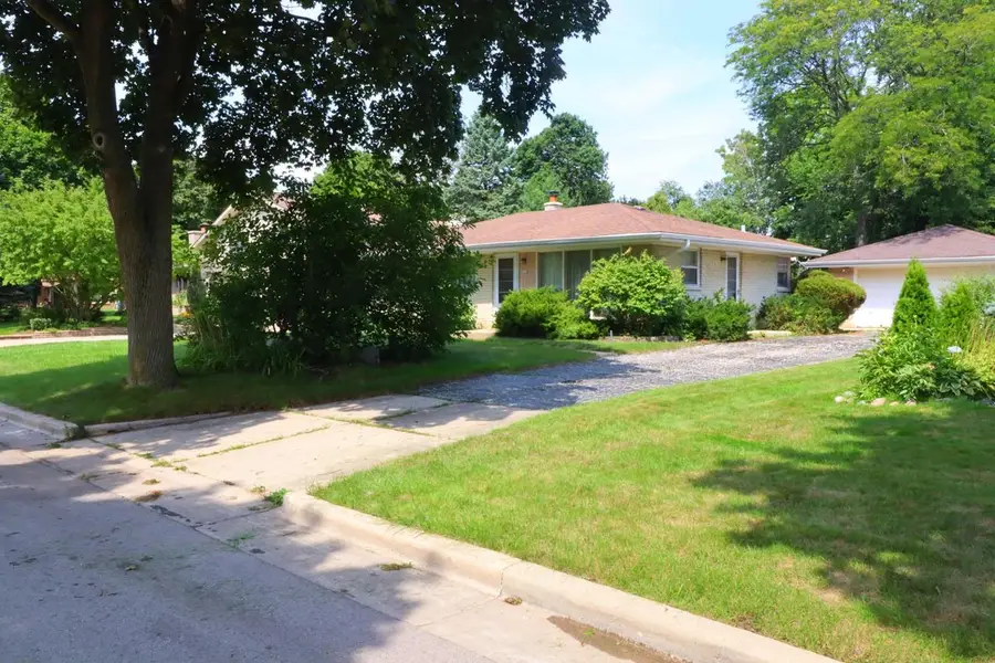 3412 W Wanda AVENUE, Milwaukee, WI 53221 - #3