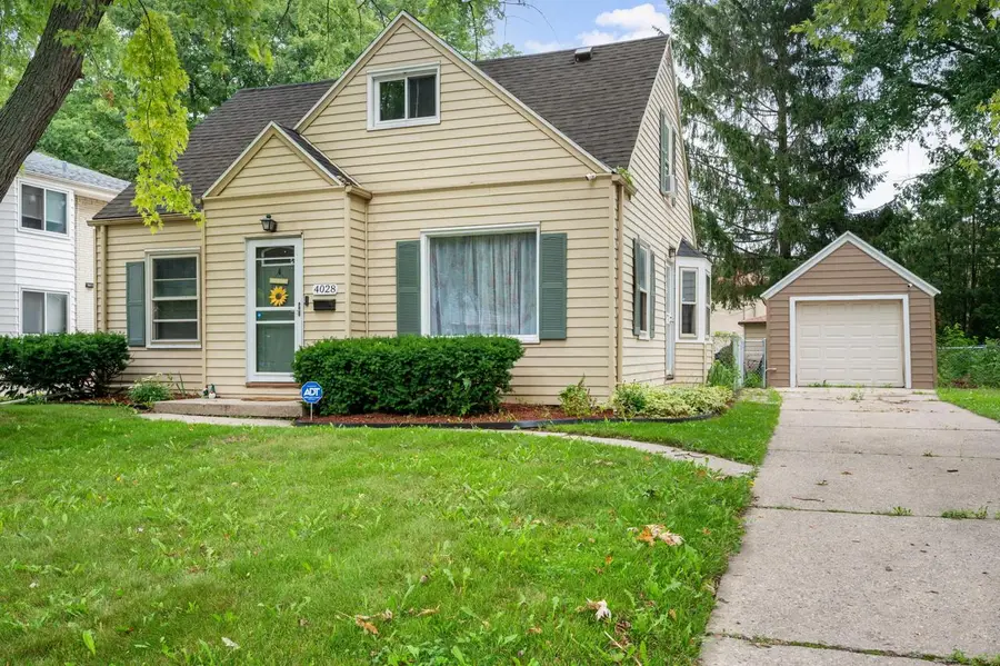 4028 N 83rd STREET, Milwaukee, WI 53222 - #2