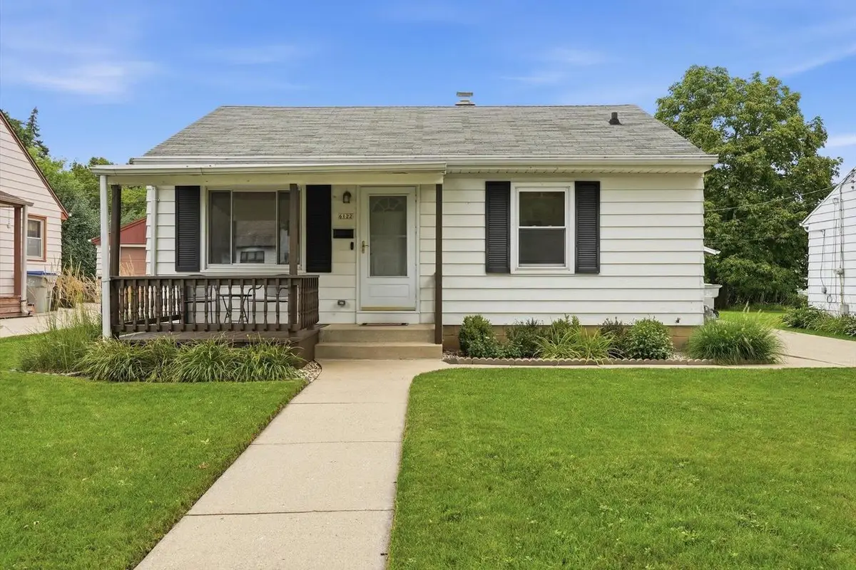 6122 W Idaho STREET, Milwaukee, WI 53219 - #1
