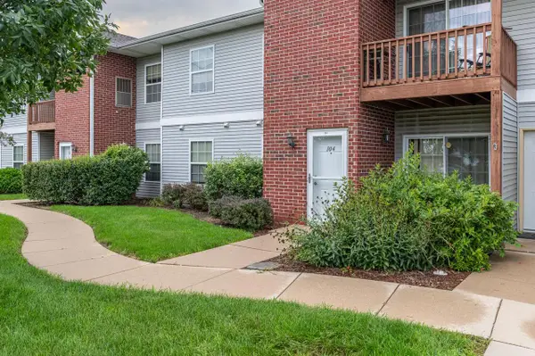 210 E Remer ROAD #104, Elkhorn, WI 53121