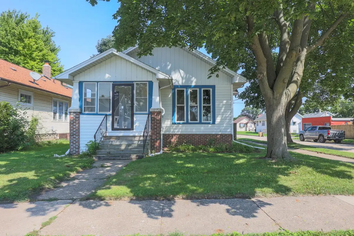 7215 32nd AVENUE, Kenosha, WI 53142 - #1