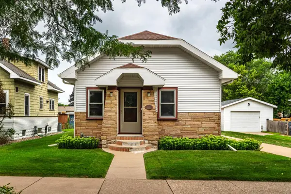 1633 Hyde AVENUE, La Crosse, WI 54601