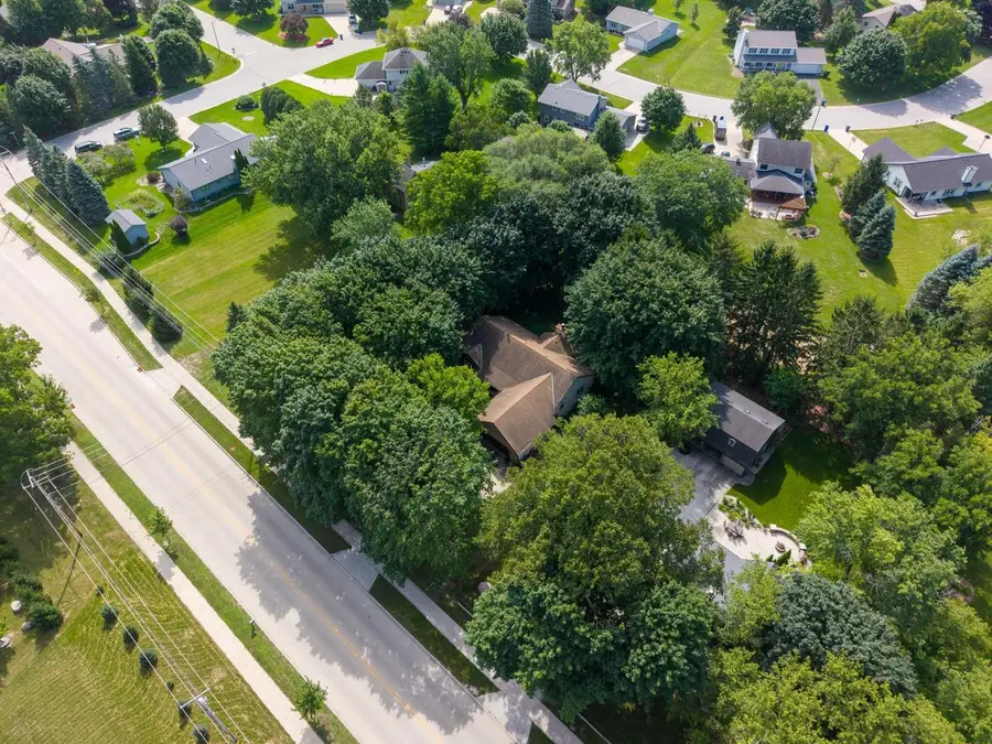 N71W23721 Good Hope ROAD, Sussex, WI 53089 - #2