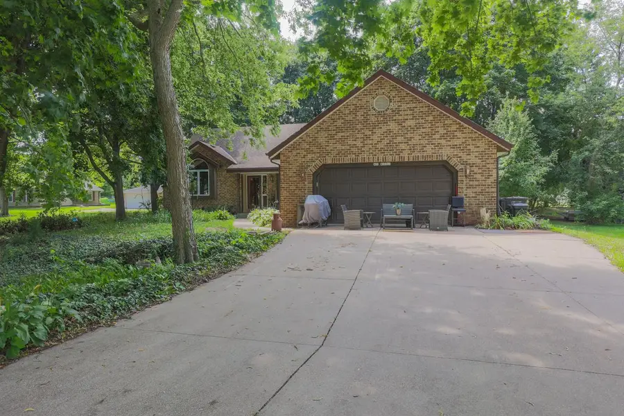 N71W23721 Good Hope ROAD, Sussex, WI 53089 - #3
