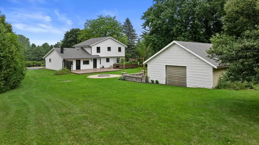 1013 Fairfield LANE, West Bend, WI 53090 - #2
