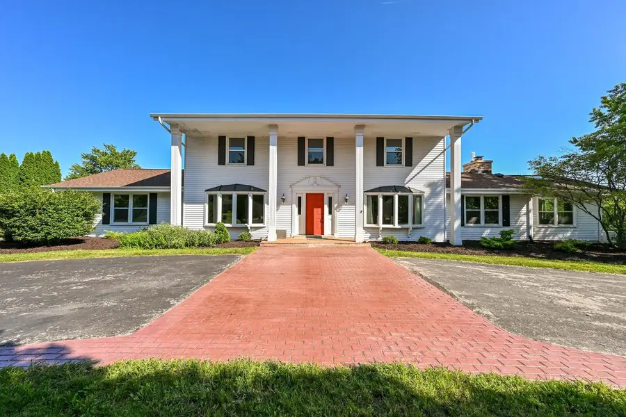 2626 W Ranch ROAD, Mequon, WI 53092 - #2