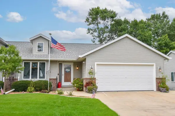 1536 Nature TRAIL, Hartford, WI 53027