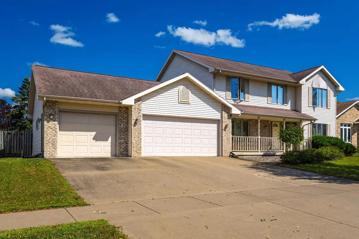 524 10th AVENUE N, Onalaska, WI 54650 - #1