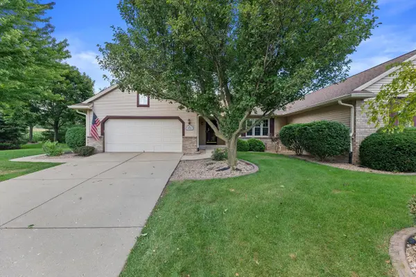 N66W15406 Raven Way DRIVE, Menomonee Falls, WI 53051