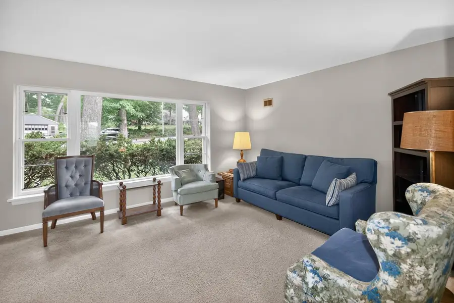 11605 W Mount Vernon AVENUE, Wauwatosa, WI 53226 - #3