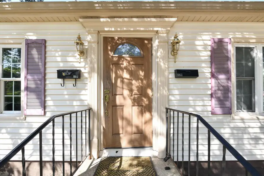 860 Genesee STREET #862, Waukesha, WI 53186 - #2