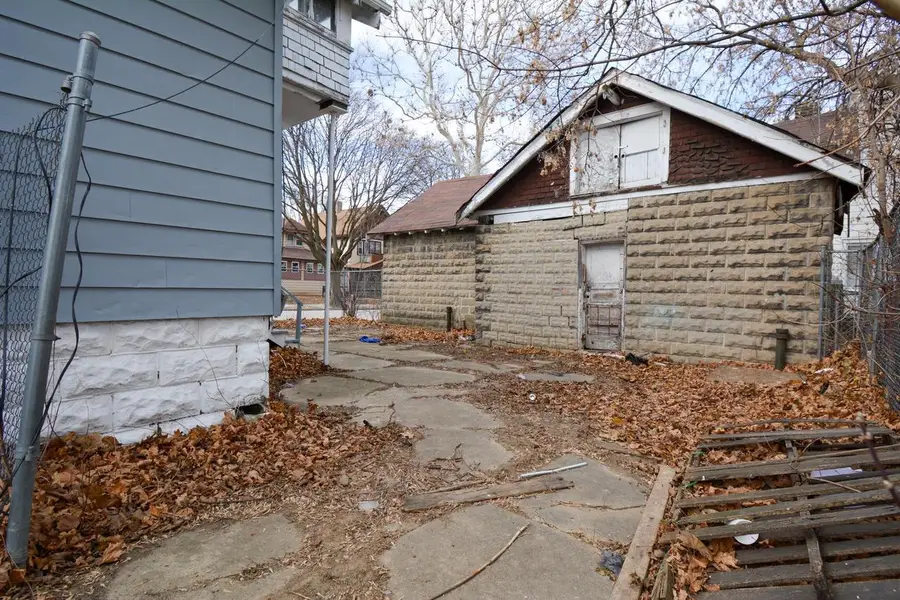 1532 W Concordia AVENUE, Milwaukee, WI 53206 - #3