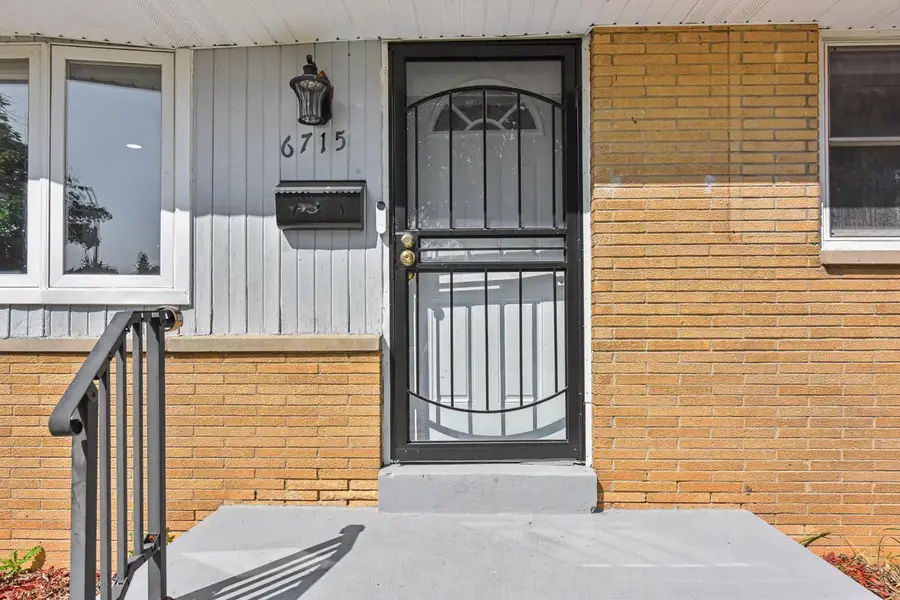6715 N 78th STREET, Milwaukee, WI 53223 - #2