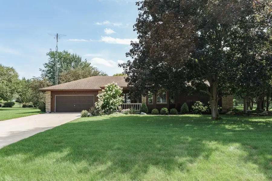1605 Country Club LANE, Watertown, WI 53098 - #2