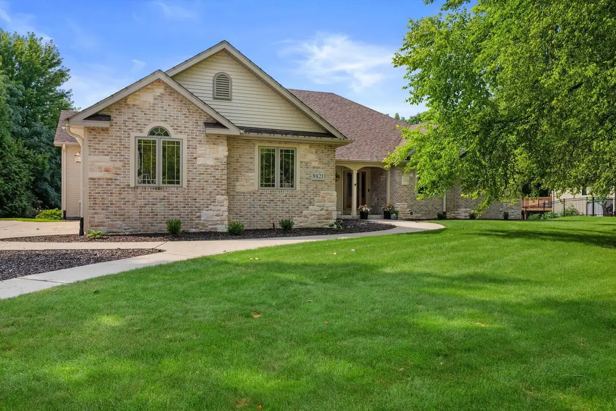 8821 Shadowood TRAIL, Mount Pleasant, WI 53406 - #1