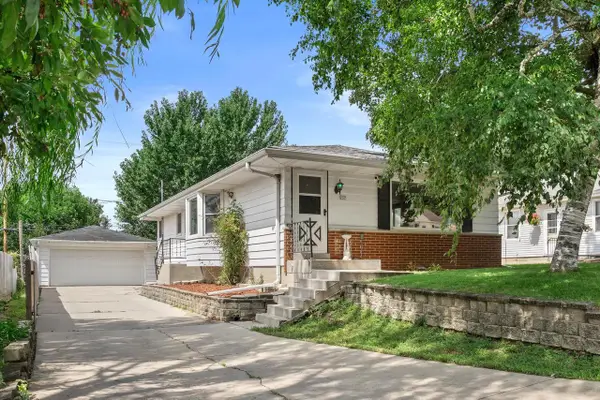 237 N 113th STREET, Wauwatosa, WI 53226