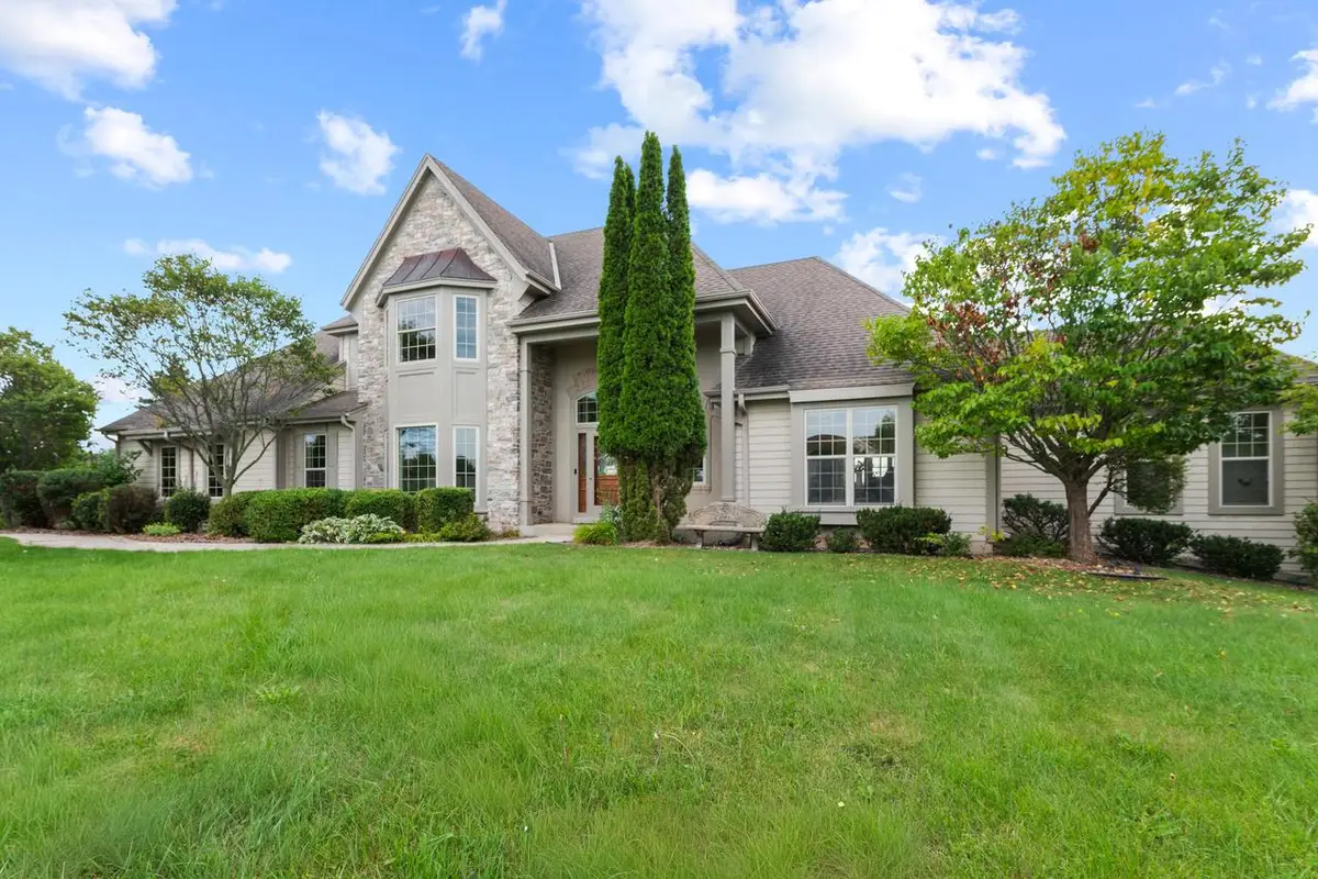 1183 Aspen COURT, Grafton, WI 53024 - #1