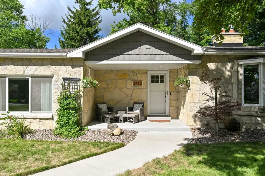 3415 Fiebrantz DRIVE, Brookfield, WI 53005 - #2