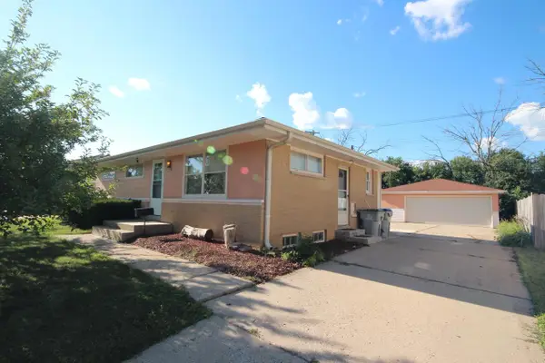 9000 W Custer AVENUE, Milwaukee, WI 53225