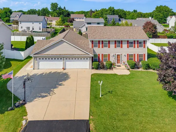 5730 Eagle Point DRIVE, Racine, WI 53406