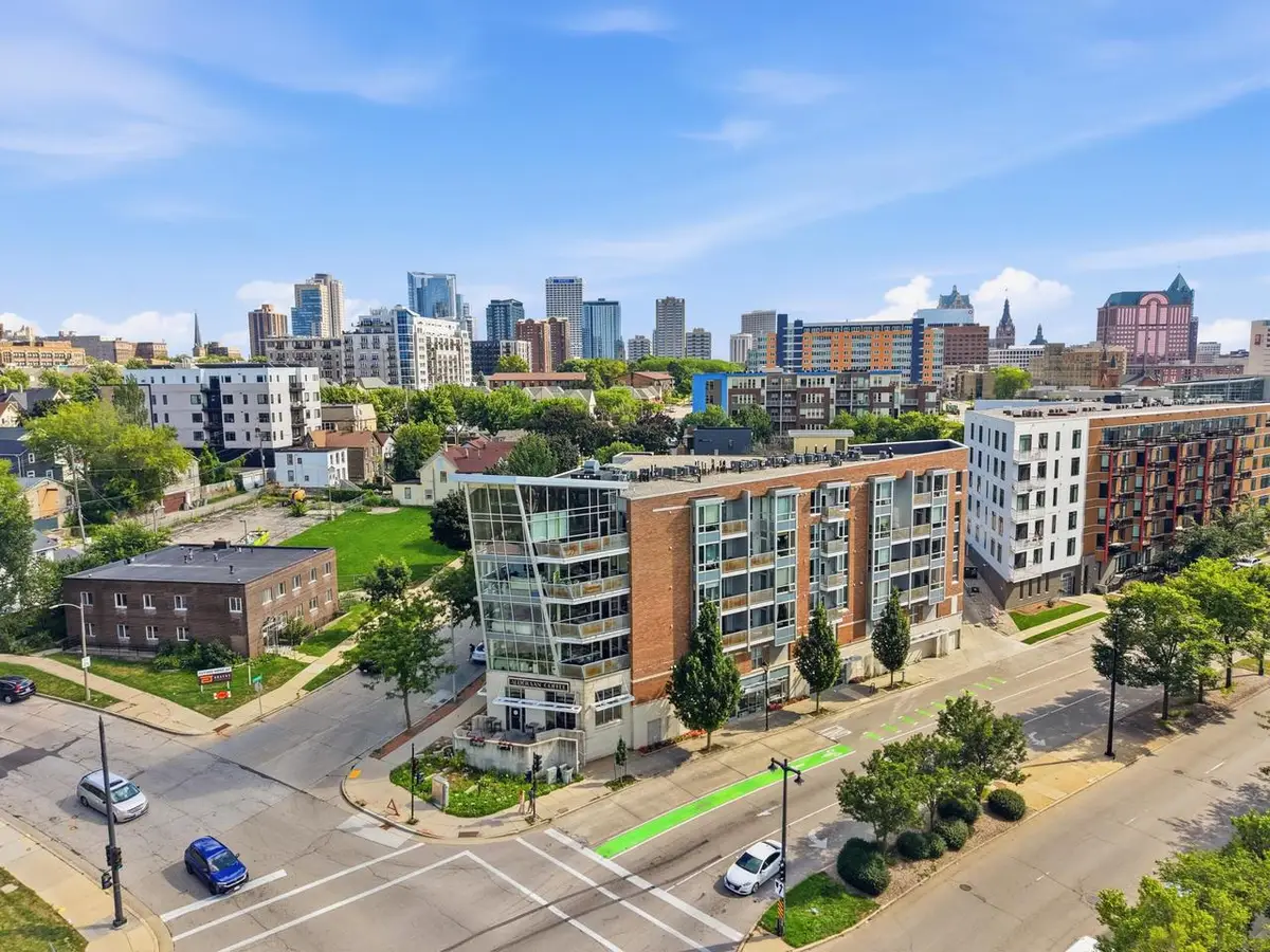 1541 N Jefferson STREET #201, Milwaukee, WI 53202 - #1