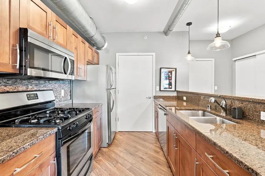 1541 N Jefferson STREET #201, Milwaukee, WI 53202 - #3