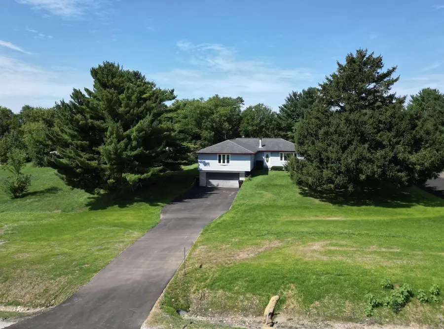 W224S9189 Leo LANE, Big Bend, WI 53103 - #2