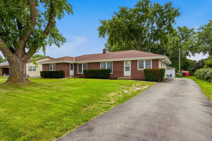 1045 W Sunset DRIVE #1047, Waukesha, WI 53189 - #3