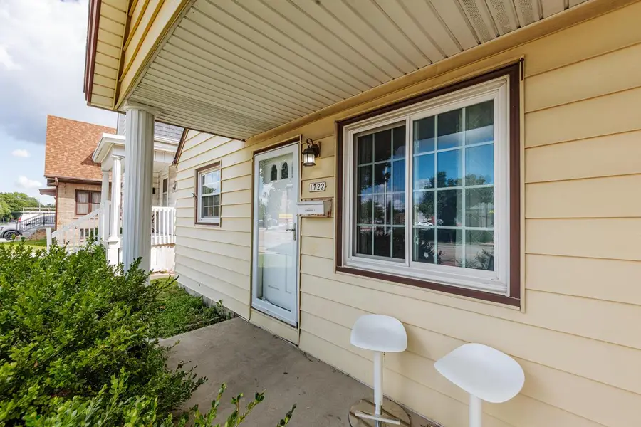 1722 S 76th STREET, West Allis, WI 53214 - #3