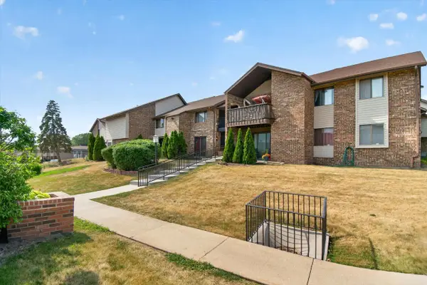 9034 W Lisbon AVENUE, Milwaukee, WI 53222