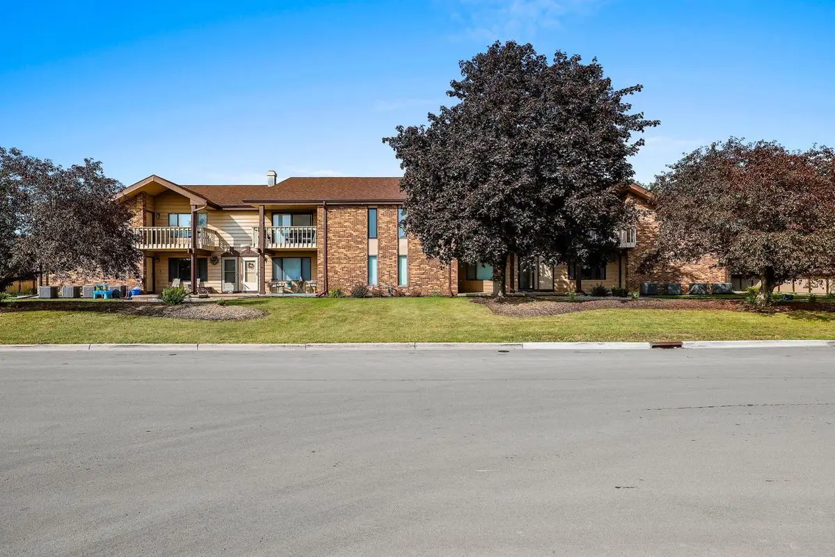 1751 Eldorado DRIVE #16, Green Bay, WI 54302 - #1