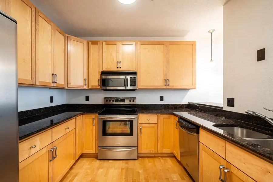 606 W Wisconsin AVENUE #501, Milwaukee, WI 53203 - #3