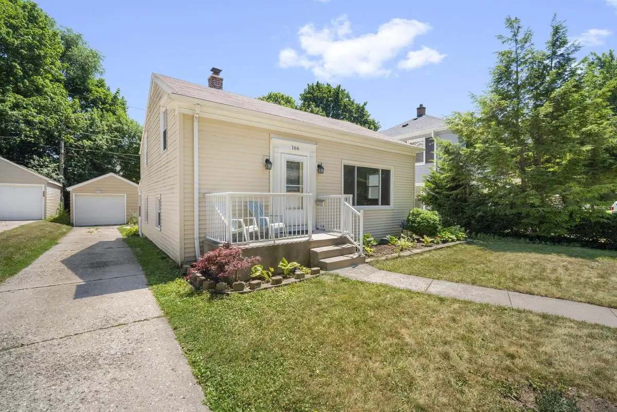 166 N 91st PLACE, Milwaukee, WI 53226 - #1