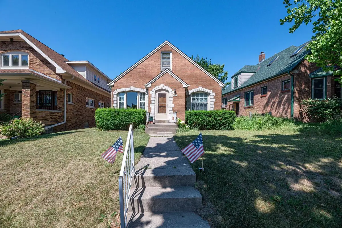 3657 S 14th STREET, Milwaukee, WI 53221 - #1