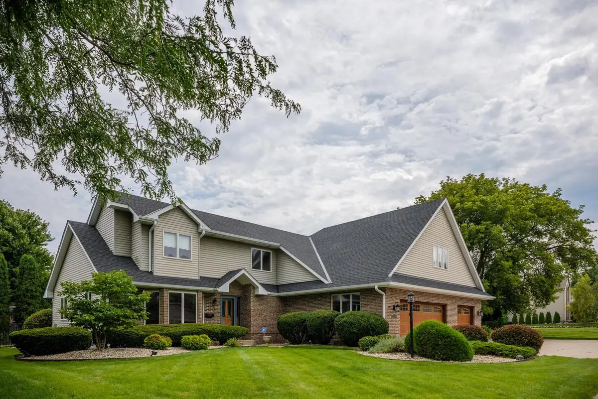 9009 33rd AVENUE, Kenosha, WI 53142 - #1