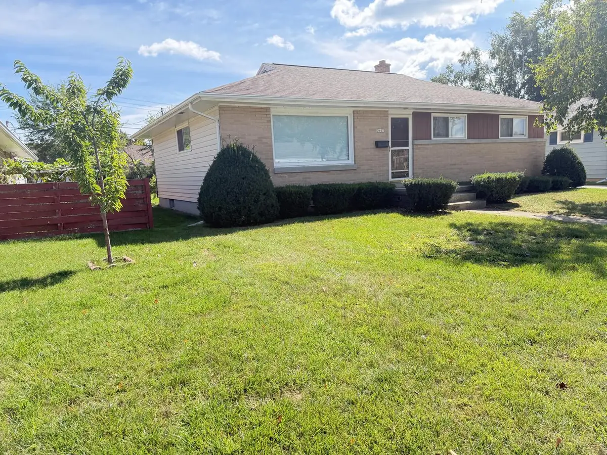 1607 S 17th STREET, Manitowoc, WI 54220 - #1