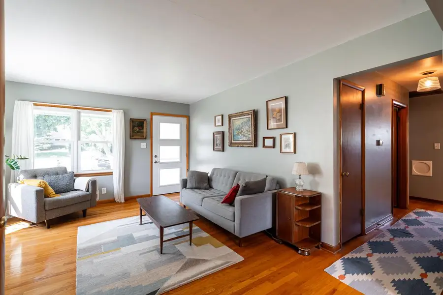 4014 S Logan COURT, Milwaukee, WI 53207 - #3