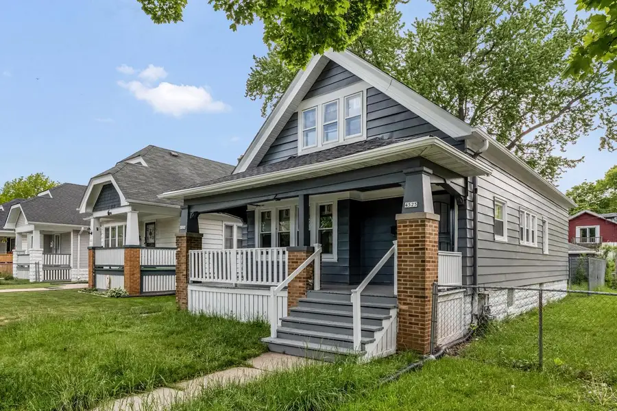 4525 N 28th STREET, Milwaukee, WI 53209 - #3