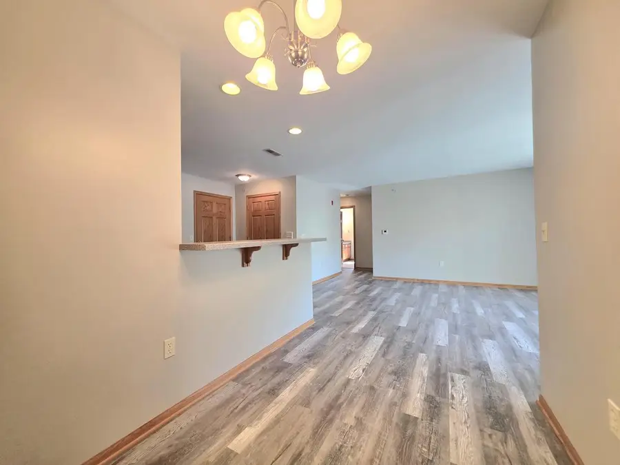520 Windstone DRIVE, Hartland, WI 53029 - #3