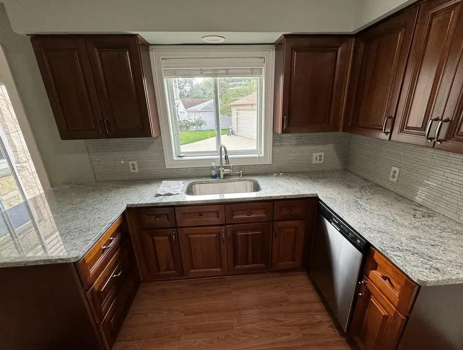 2105 Ludington AVENUE #2107, Wauwatosa, WI 53226 - #2