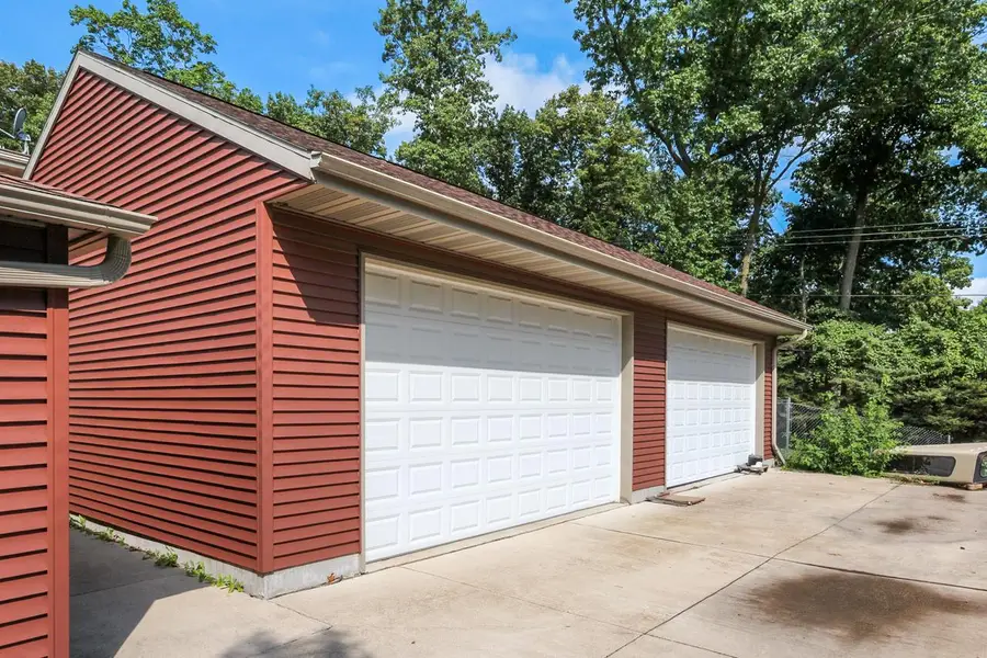 1908 W Ramsey AVENUE, Milwaukee, WI 53221 - #2