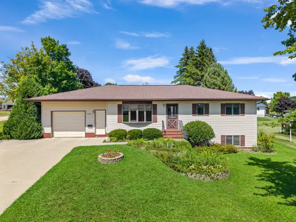 442 Sunnyside DRIVE S, Caledonia, MN 55921