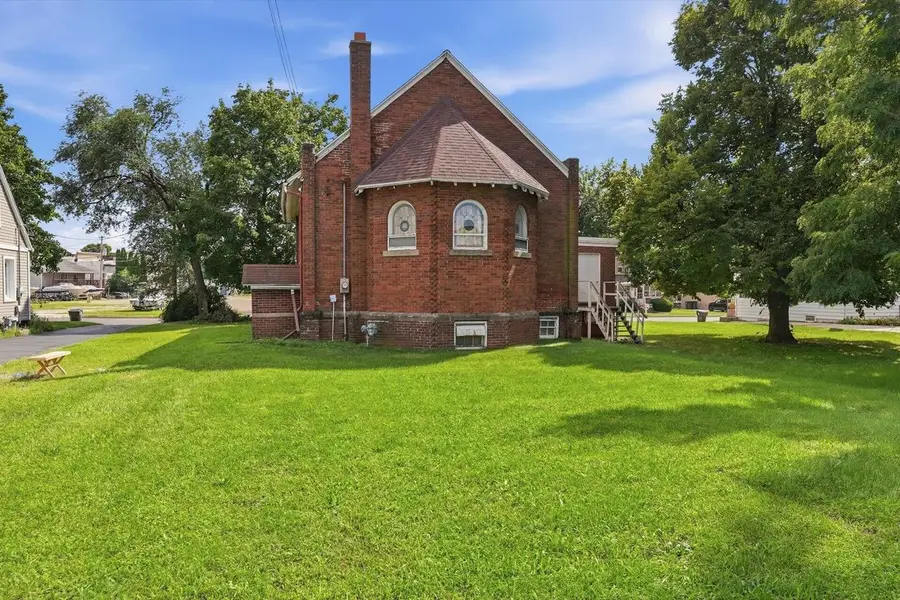 414 Grove STREET, Sullivan, WI 53178 - #3