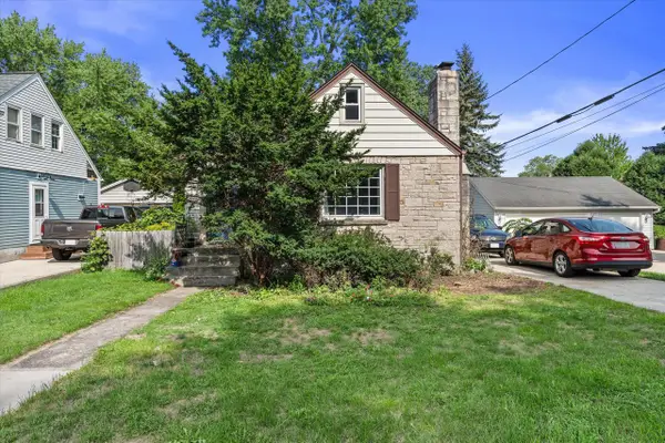 W168N9104 Falls AVENUE, Menomonee Falls, WI 53051
