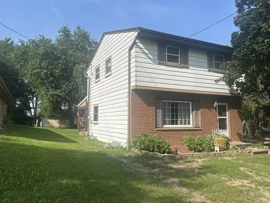 310 W Uncas AVENUE, Milwaukee, WI 53207 - #3