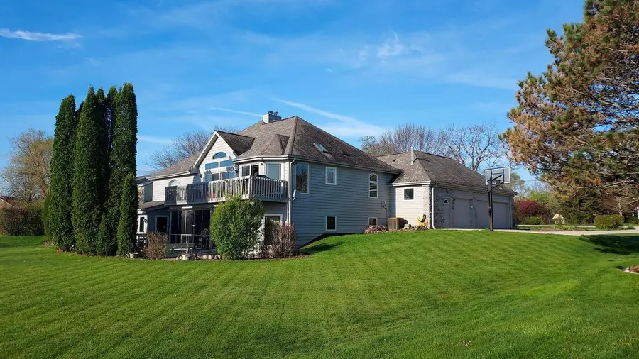 8404 S 68th STREET, Franklin, WI 53132 - #2